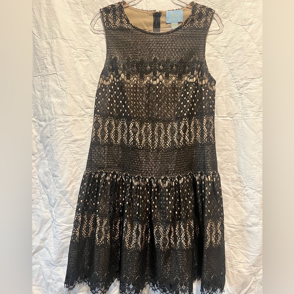 CeCe by Cynthia Steffe black lace dress 
size 4 - Picture 2 of 12